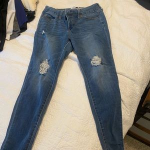 Lauren Conrad skinny jeans size 12. Very stretchy